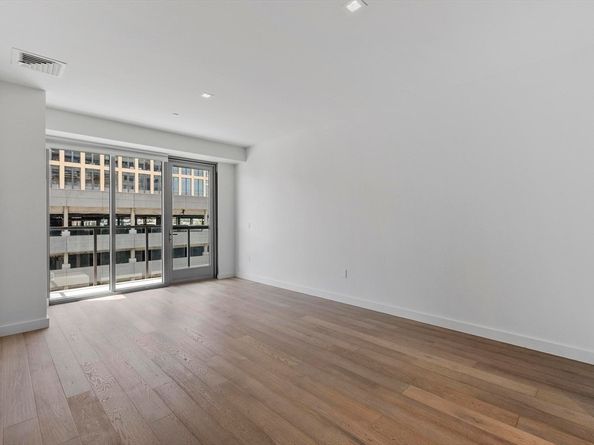 375 Canal St 703P, Somerville MA 02145