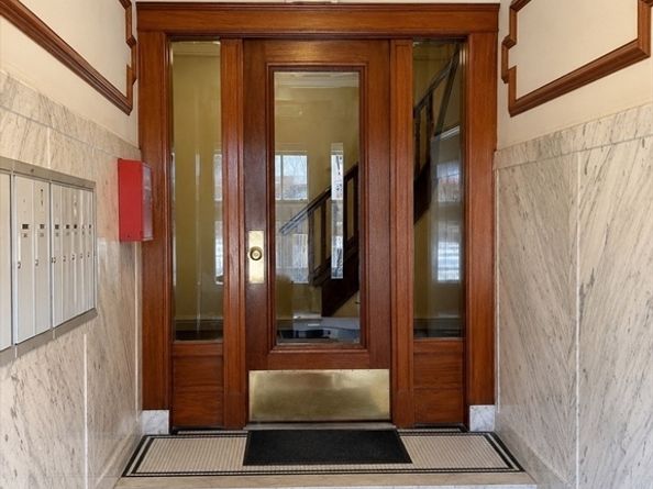 15 Colliston Rd 6, Boston MA 02135