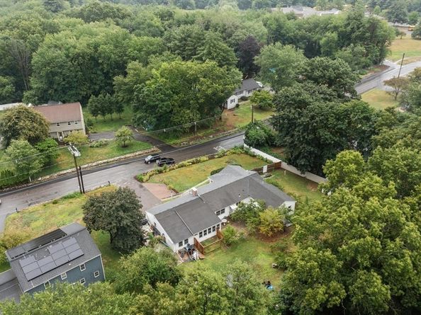 67 Taylor Road, Acton MA 01720