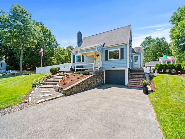 1 Brook Rd, Woburn MA 01801
