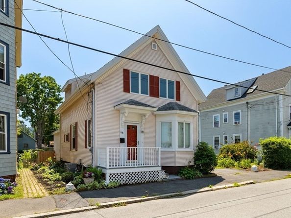 18 Willow Ave, Salem MA 01970