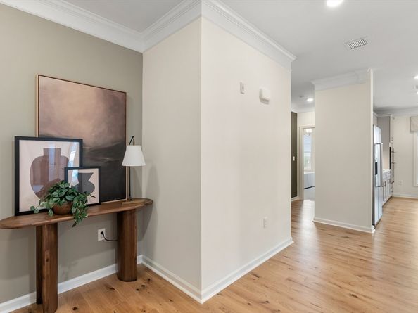 2 Stratton Drive 104, Woburn MA 01801