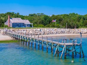 000 Standish Street, Duxbury MA 02332