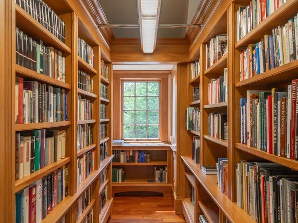 000 Standish Street, Duxbury MA 02332