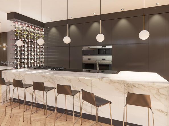 6020 Alton Rd, Miami Beach FL 33140