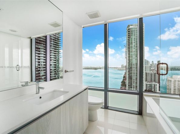 3131 NE 7th Ave 3101, Miami FL 33137