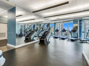 185 SW 7th St 3508, Miami FL 33130