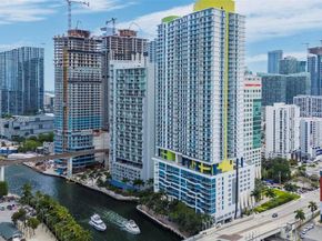 185 SW 7th St 3508, Miami FL 33130