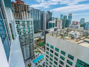 185 SW 7th St 3508, Miami FL 33130