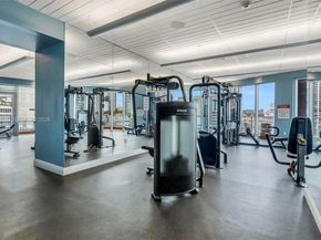 185 SW 7th St 3508, Miami FL 33130