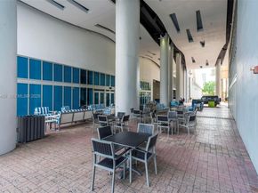 185 SW 7th St 3508, Miami FL 33130