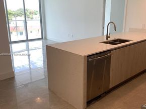 13800 Highland Dr 403, North Miami Beach FL 33181