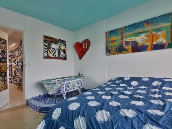 7801 NE 4th Ct 317, Miami FL 33138