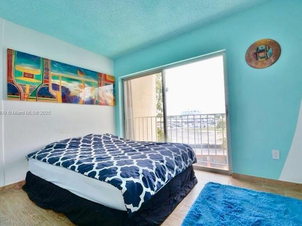 7801 NE 4th Ct 317, Miami FL 33138