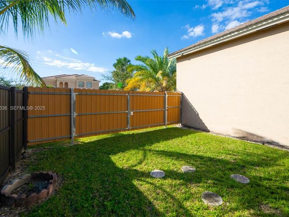 1731 SE 16th Ave, Homestead FL 33035