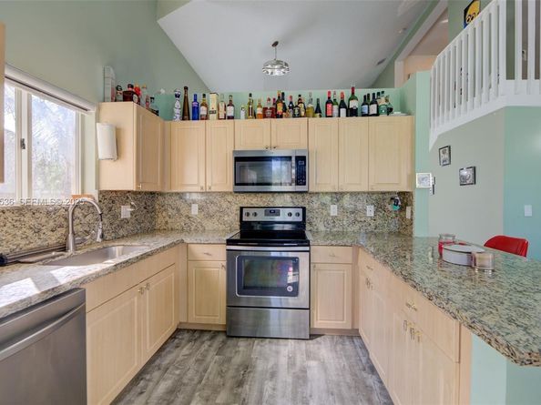 1731 SE 16th Ave, Homestead FL 33035