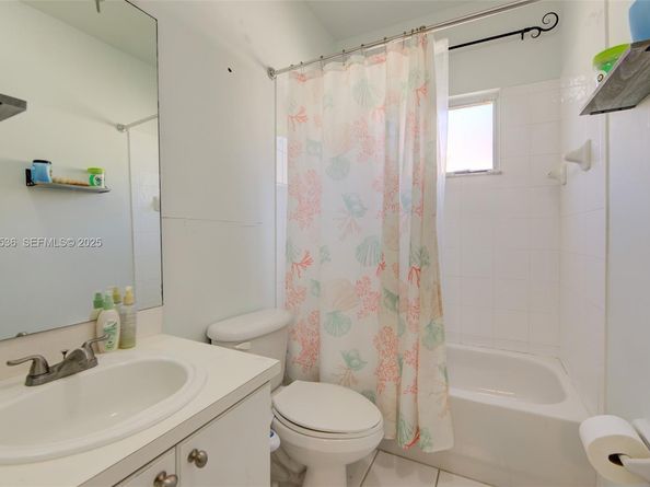 1731 SE 16th Ave, Homestead FL 33035