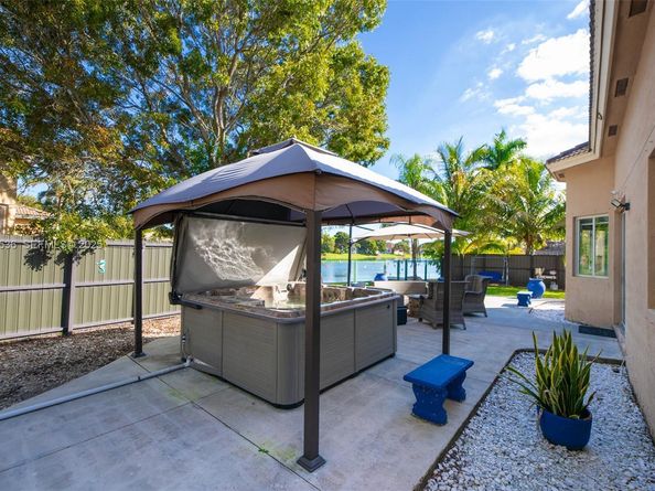 1731 SE 16th Ave, Homestead FL 33035