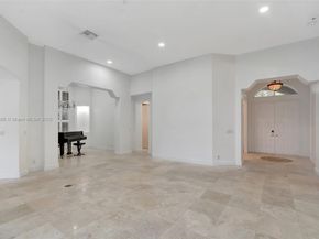 8244 Lakeview Dr, West Palm Beach FL 33412