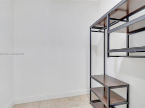 8244 Lakeview Dr, West Palm Beach FL 33412