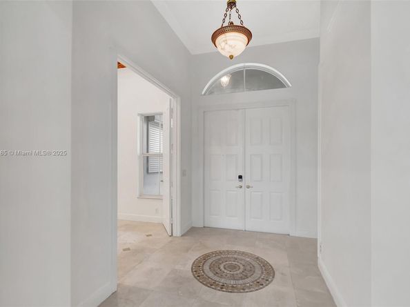 8244 Lakeview Dr, West Palm Beach FL 33412