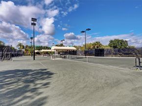 8244 Lakeview Dr, West Palm Beach FL 33412