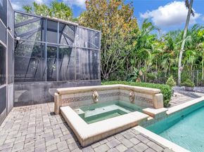 8244 Lakeview Dr, West Palm Beach FL 33412
