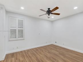8244 Lakeview Dr, West Palm Beach FL 33412