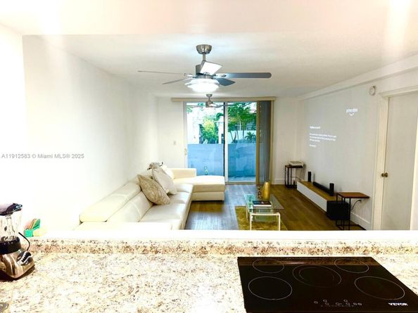 1045 10th St 206, Miami Beach FL 33139