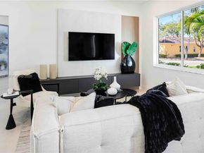 16012 Opal Creek Dr, Weston FL 33331