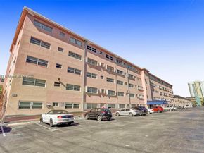 180 NE 12th Ave 12E, Hallandale Beach FL 33009