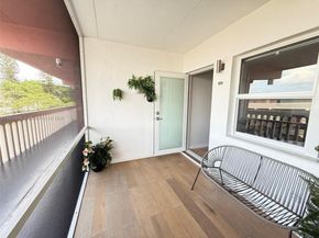 180 NE 12th Ave 12E, Hallandale Beach FL 33009