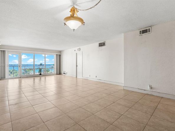 111 N Pompano Beach Blvd 712, Pompano Beach FL 33062