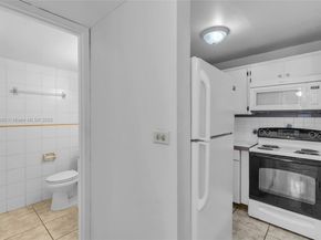 210 Fontainebleau Blvd 210, Miami FL 33172