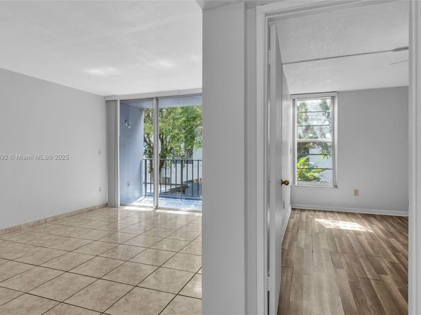 210 Fontainebleau Blvd 210, Miami FL 33172
