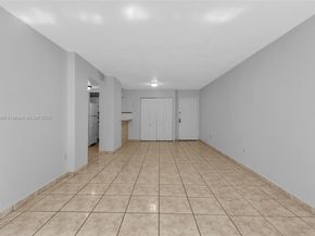 210 Fontainebleau Blvd 210, Miami FL 33172