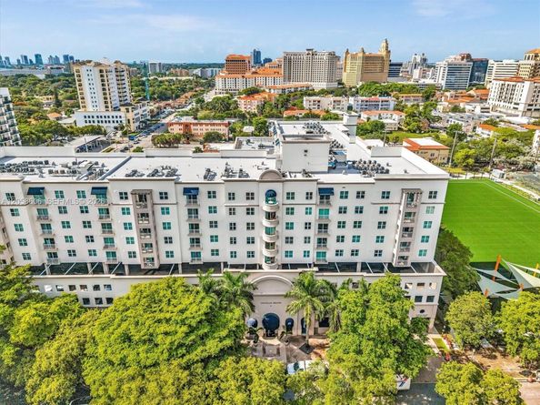 50 Menores Ave 518, Coral Gables FL 33134