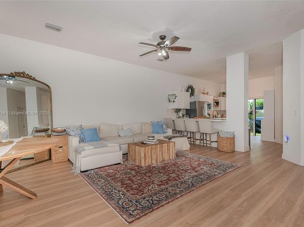 1966 SE 23rd Ter, Homestead FL 33035