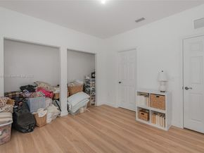 1966 SE 23rd Ter, Homestead FL 33035