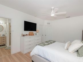 1966 SE 23rd Ter, Homestead FL 33035