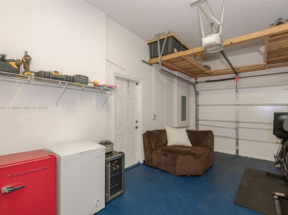 1966 SE 23rd Ter, Homestead FL 33035