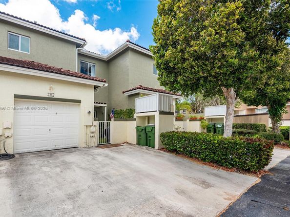 1966 SE 23rd Ter, Homestead FL 33035