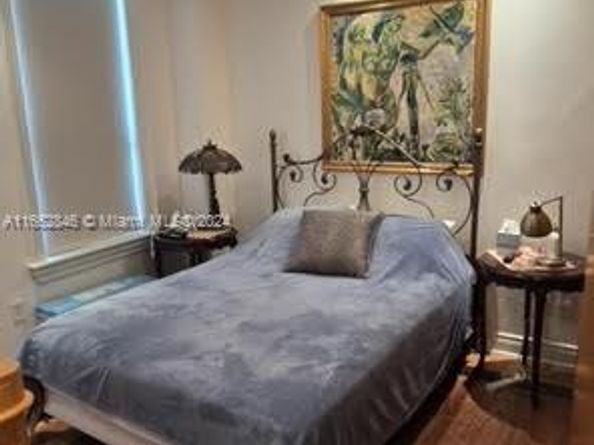 9801 NW Collins Ave PH8, Bal Harbour FL 33154