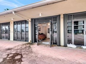 9801 NW Collins Ave PH8, Bal Harbour FL 33154
