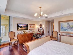 9801 NW Collins Ave PH8, Bal Harbour FL 33154