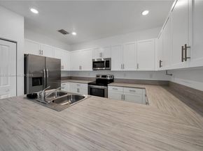 18320 SW 148th Rd, Miami FL 33187