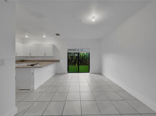 18320 SW 148th Rd, Miami FL 33187