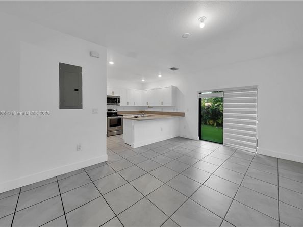 18320 SW 148th Rd, Miami FL 33187