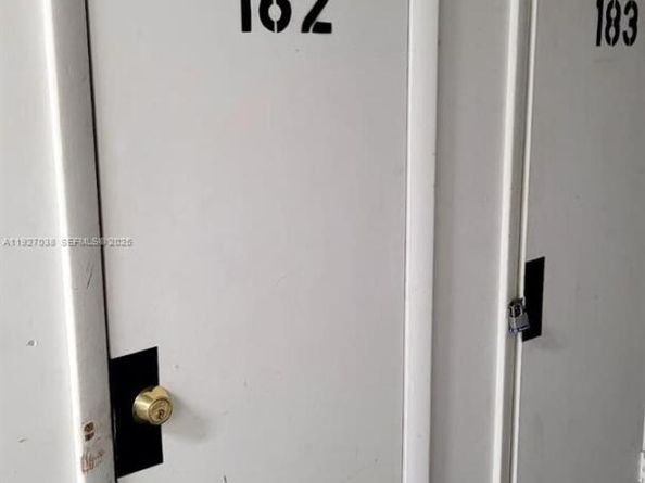 4001 Hillcrest Dr 705, Hollywood FL 33021