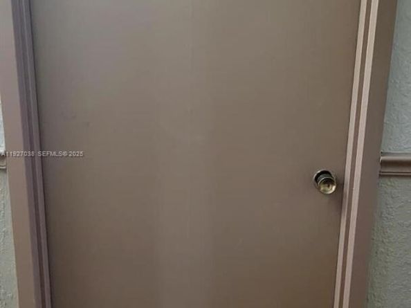 4001 Hillcrest Dr 705, Hollywood FL 33021